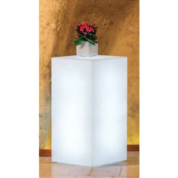 Lámpara Led de resina decoración jardin  40x40 cm H 80 en varios colores mod. Youcube